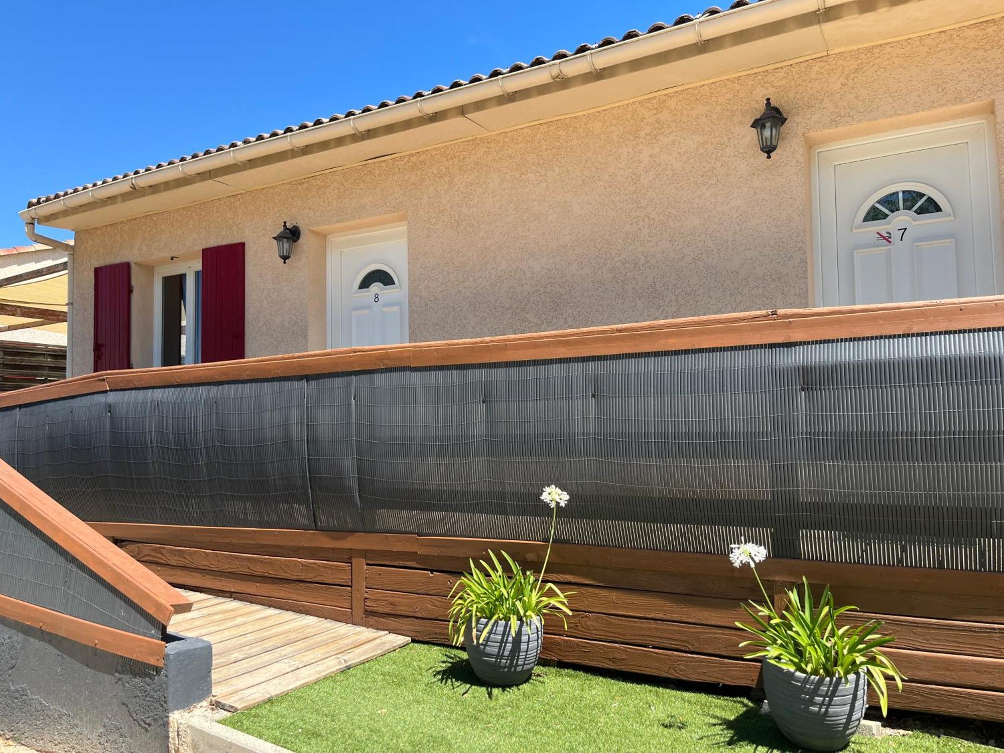 Mont Bouquet Lodge-Residence Hoteliere Brouzet-les-Ales Exterior foto